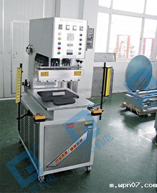 wpn07单头滑台(推盘)式高频机的广泛应用